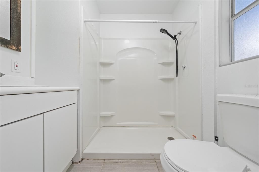 На продажу: $225,000 (3 спален, 2 ванн, 845 Квадратных фут)