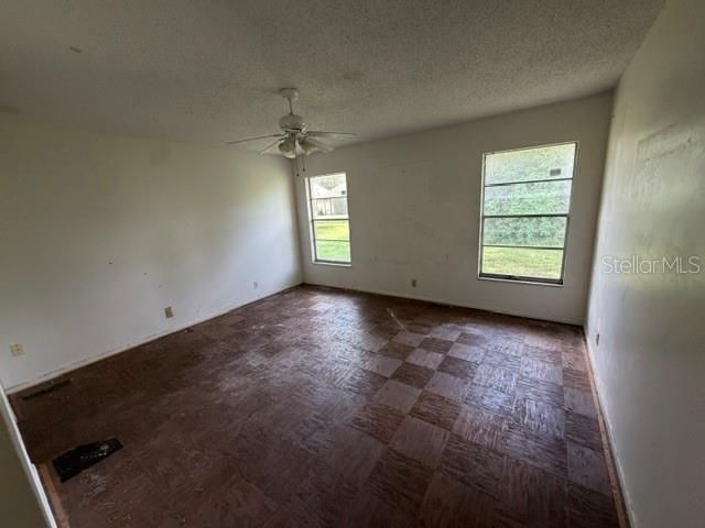 For Sale: $280,000 (2 beds, 2 baths, 1554 Square Feet)