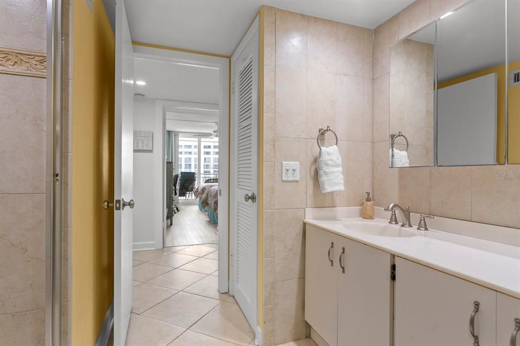 В аренду: $4,800 (3 спален, 2 ванн, 1624 Квадратных фут)