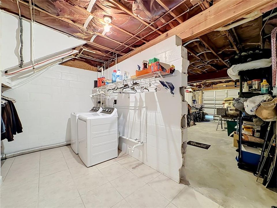 For Sale: $775,000 (3 beds, 2 baths, 972 Square Feet)