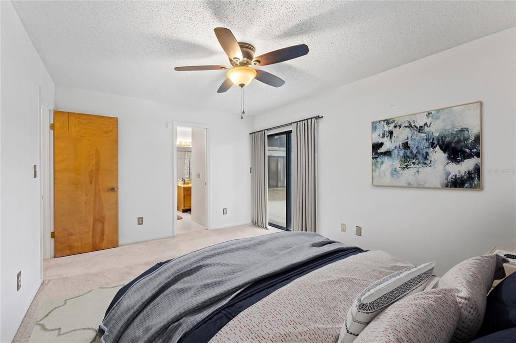 For Sale: $750,000 (4 beds, 3 baths, 2701 Square Feet)