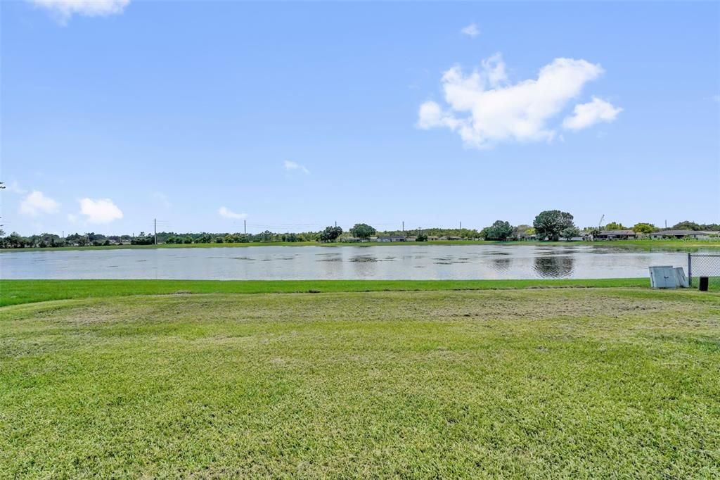 En Venta: $299,000 (2 camas, 2 baños, 1162 Pies cuadrados)
