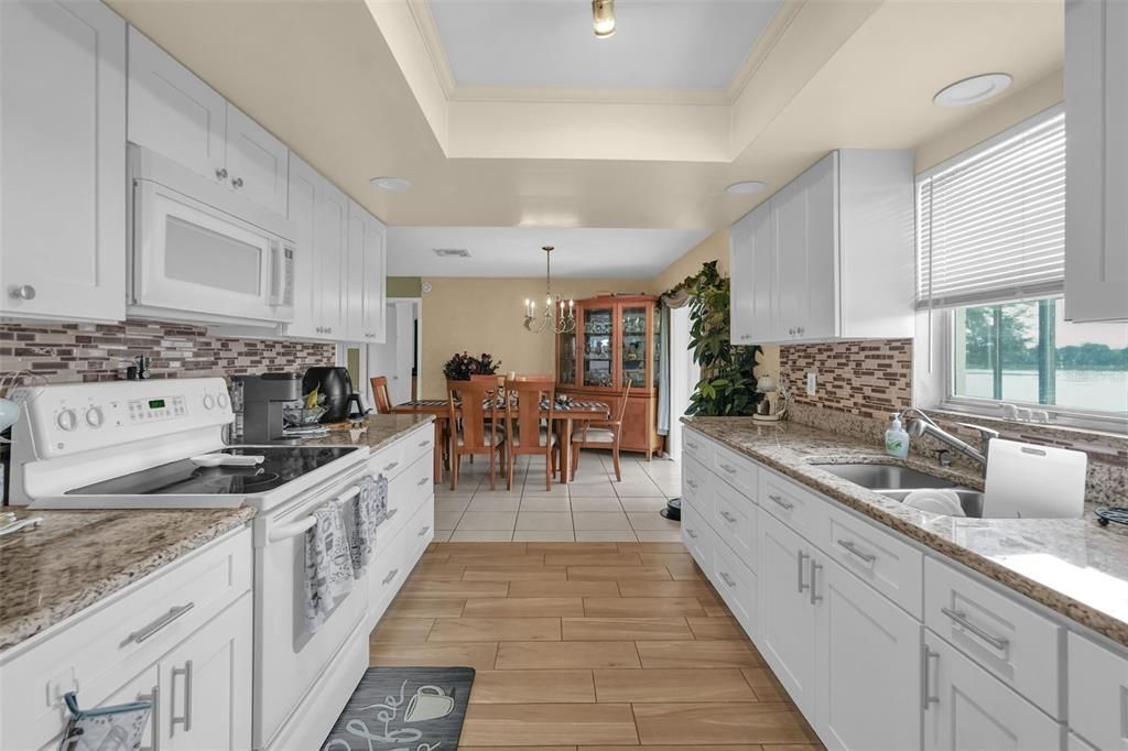 En Venta: $299,000 (2 camas, 2 baños, 1162 Pies cuadrados)