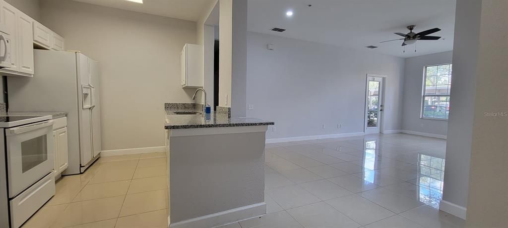 В аренду: $2,200 (3 спален, 2 ванн, 1408 Квадратных фут)
