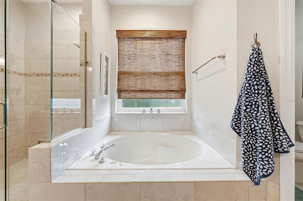 For Sale: $469,000 (3 beds, 2 baths, 2160 Square Feet)