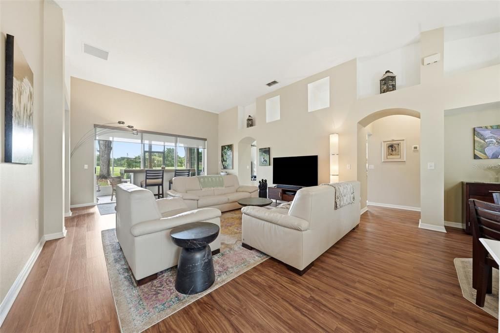 For Sale: $469,000 (3 beds, 2 baths, 2160 Square Feet)
