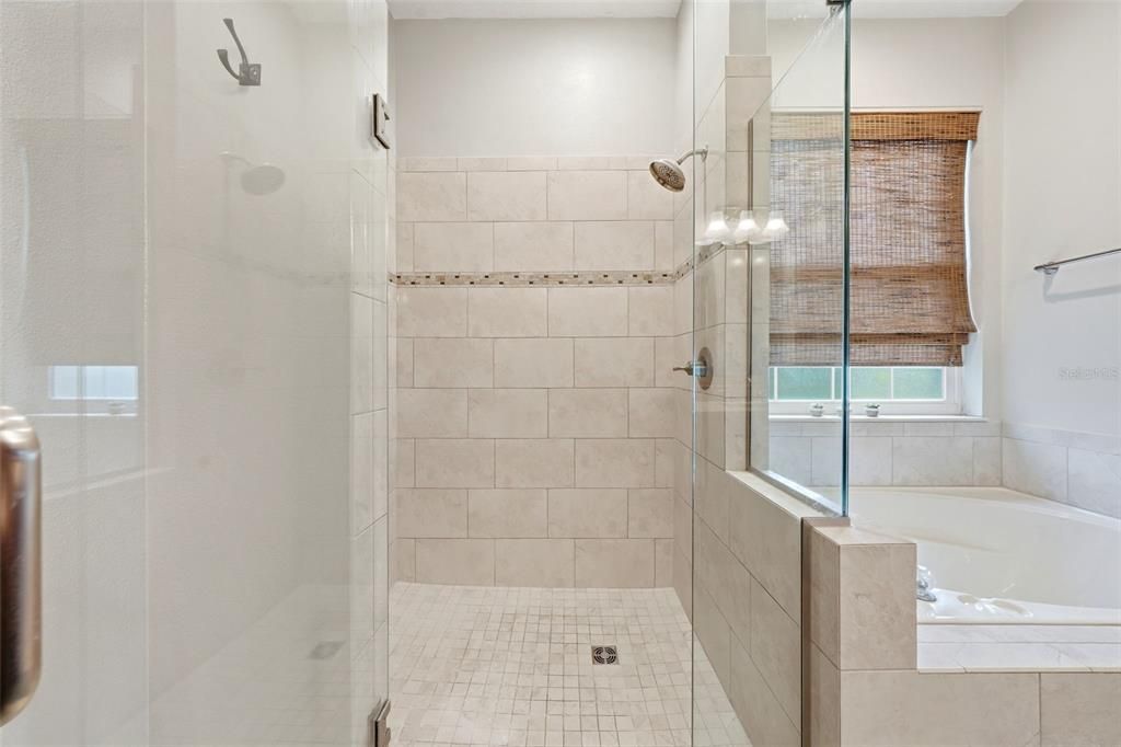 For Sale: $469,000 (3 beds, 2 baths, 2160 Square Feet)