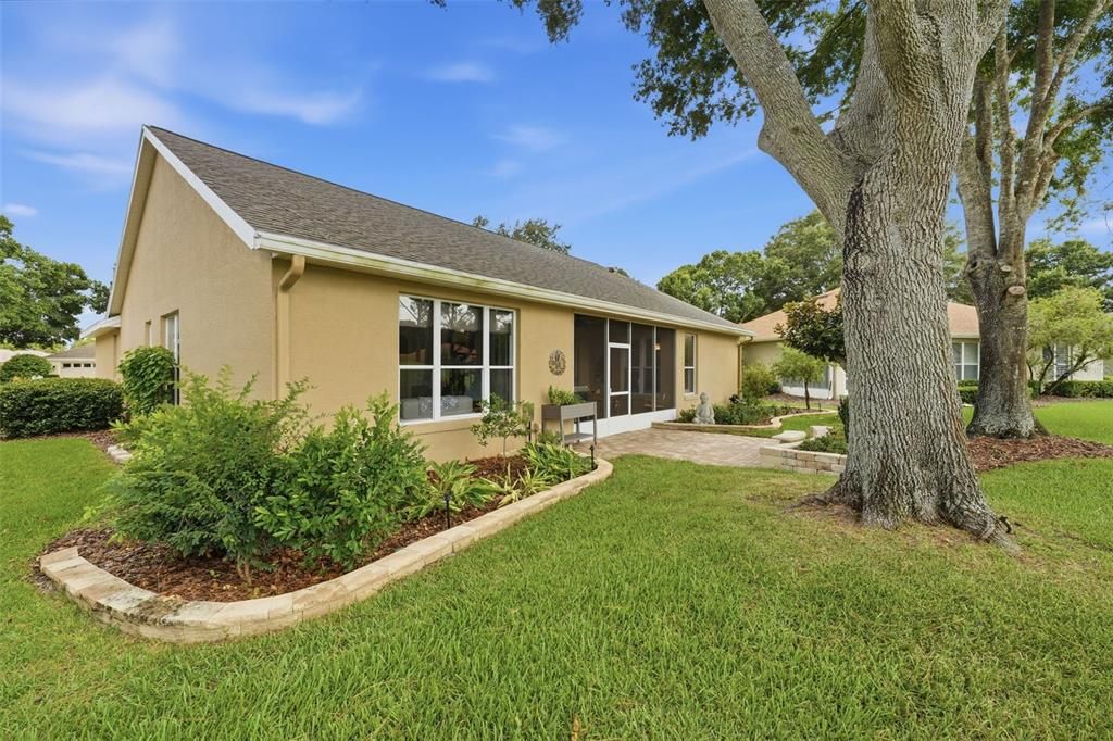 For Sale: $469,000 (3 beds, 2 baths, 2160 Square Feet)