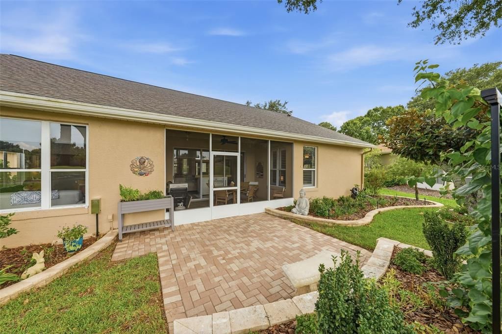 For Sale: $469,000 (3 beds, 2 baths, 2160 Square Feet)