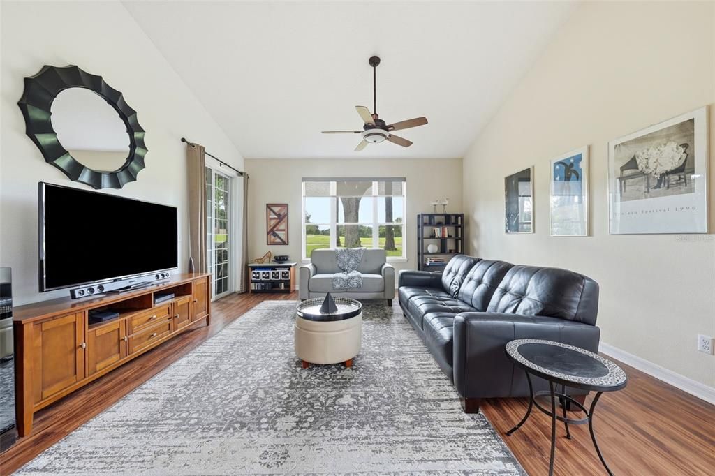 For Sale: $469,000 (3 beds, 2 baths, 2160 Square Feet)