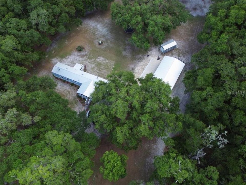 For Sale: $329,900 (2 beds, 2 baths, 1216 Square Feet)