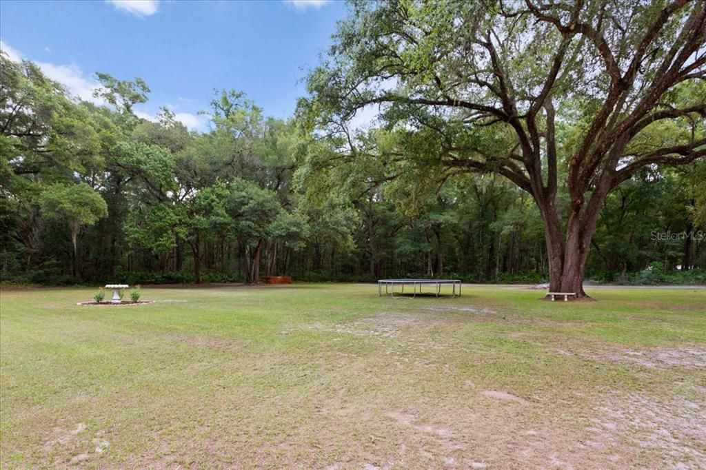 For Sale: $329,900 (2 beds, 2 baths, 1216 Square Feet)