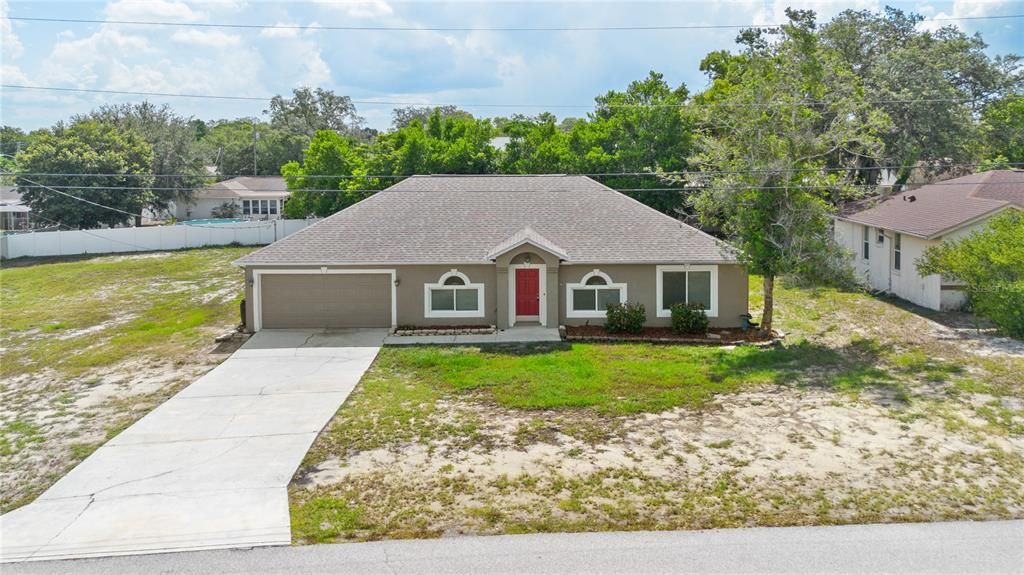 For Sale: $399,900 (4 beds, 2 baths, 2238 Square Feet)
