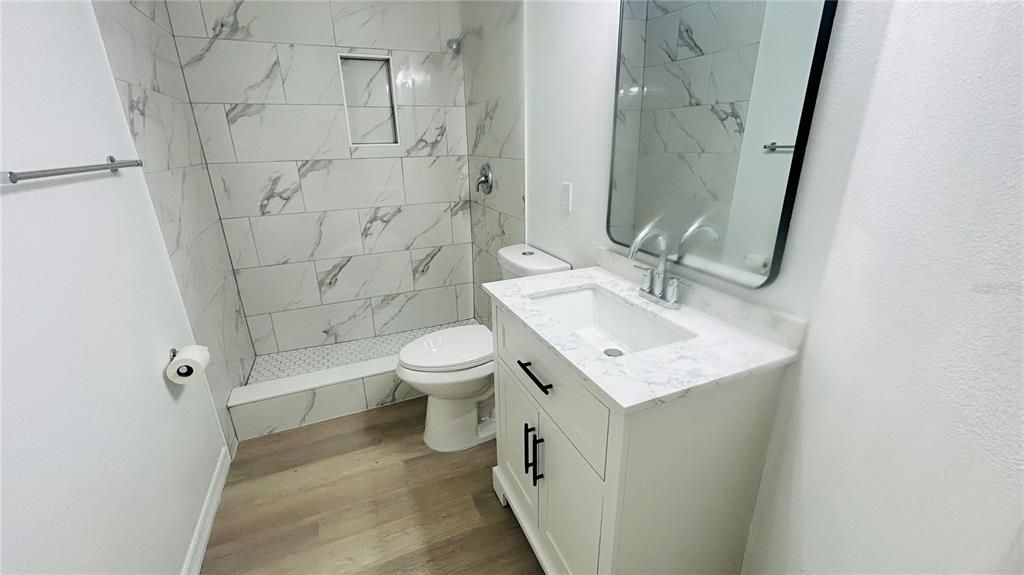 В аренду: $2,200 (2 спален, 2 ванн, 1012 Квадратных фут)