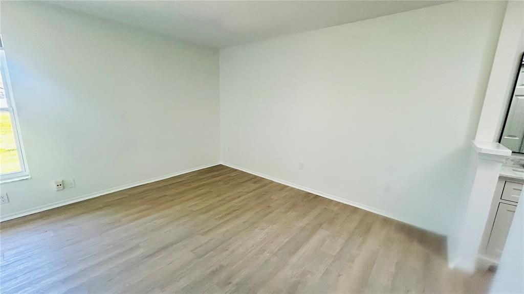 В аренду: $2,200 (2 спален, 2 ванн, 1012 Квадратных фут)