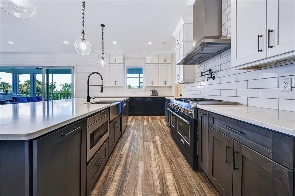 En Venta: $2,495,000 (6 camas, 6 baños, 5036 Pies cuadrados)