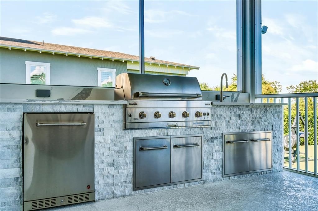 En Venta: $2,495,000 (6 camas, 6 baños, 5036 Pies cuadrados)