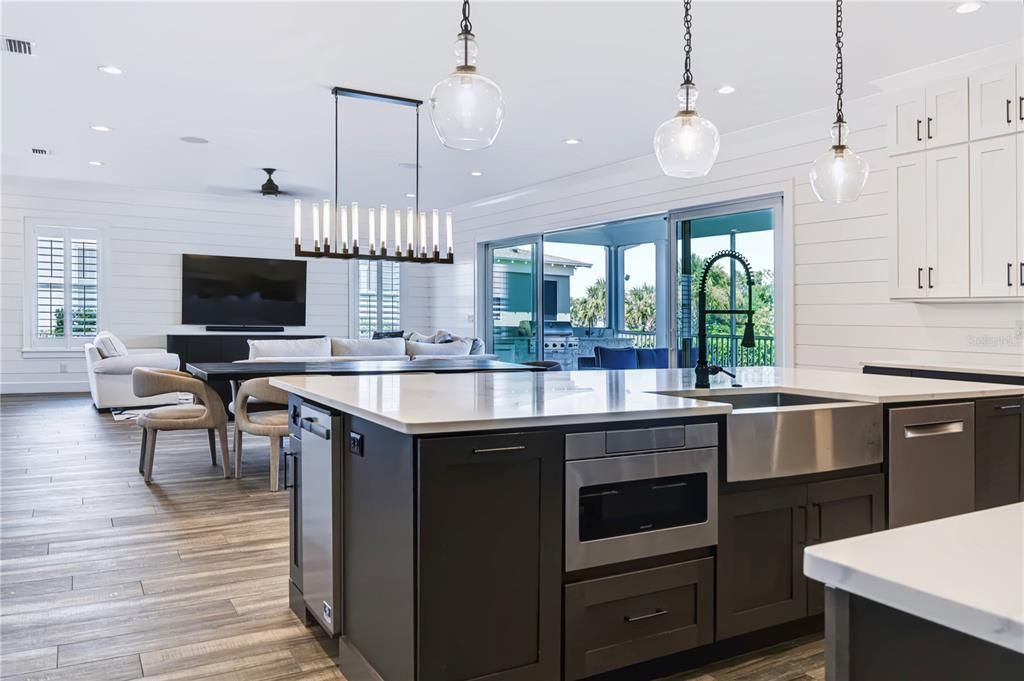 En Venta: $2,495,000 (6 camas, 6 baños, 5036 Pies cuadrados)