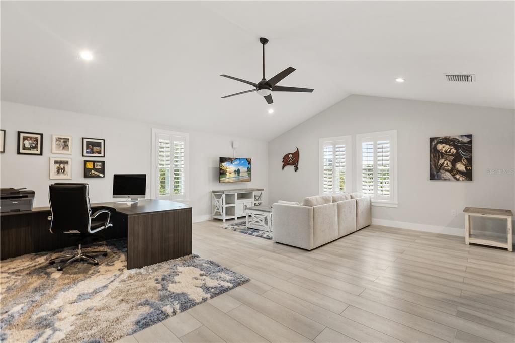 En Venta: $2,495,000 (6 camas, 6 baños, 5036 Pies cuadrados)