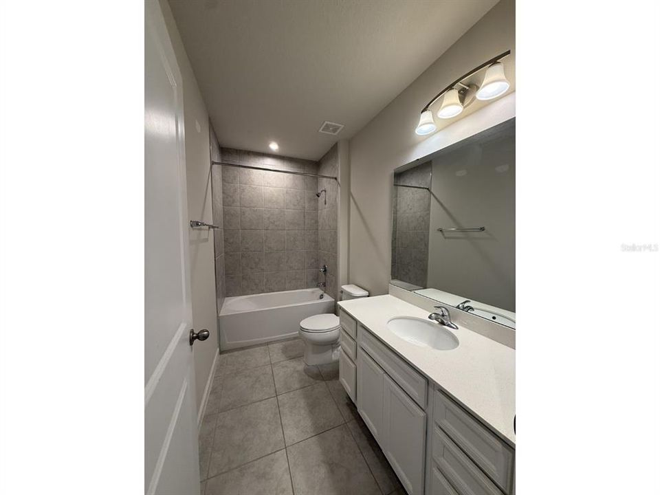 В аренду: $2,300 (3 спален, 2 ванн, 1500 Квадратных фут)