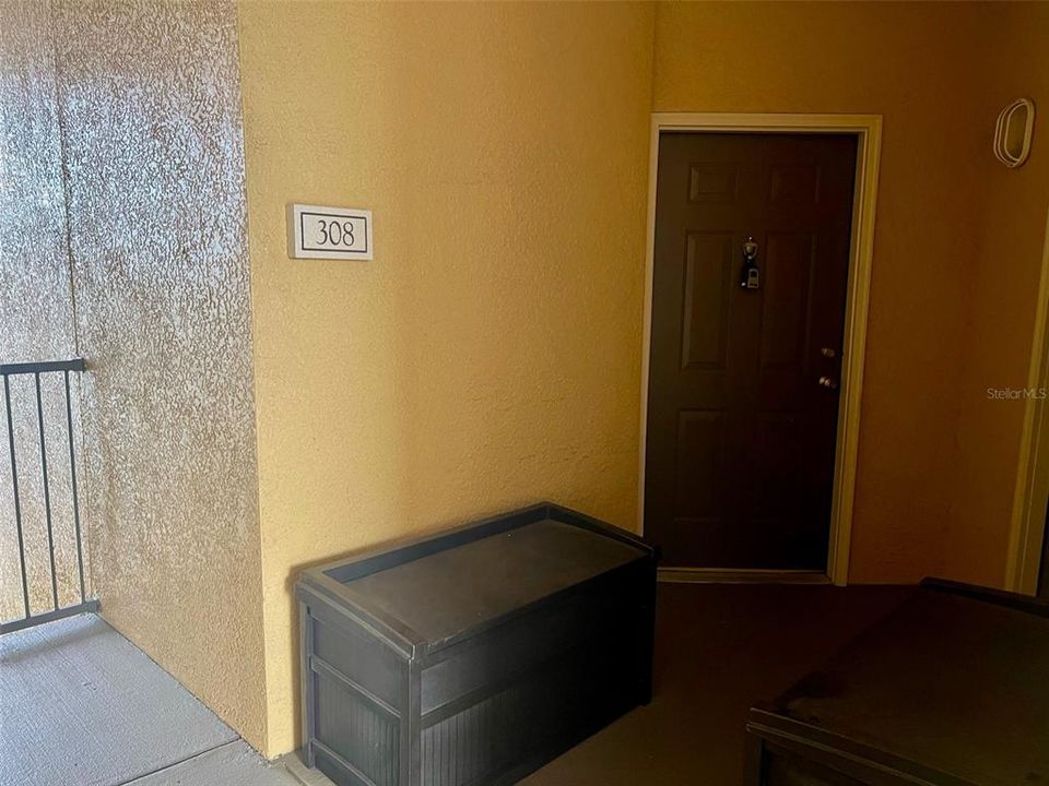 В аренду: $1,900 (3 спален, 2 ванн, 1369 Квадратных фут)