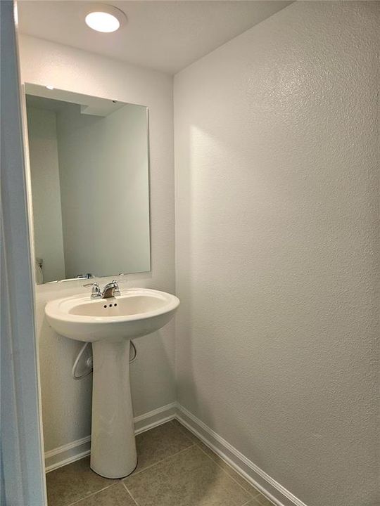 En Renta: $2,250 (3 camas, 2 baños, 1689 Pies cuadrados)