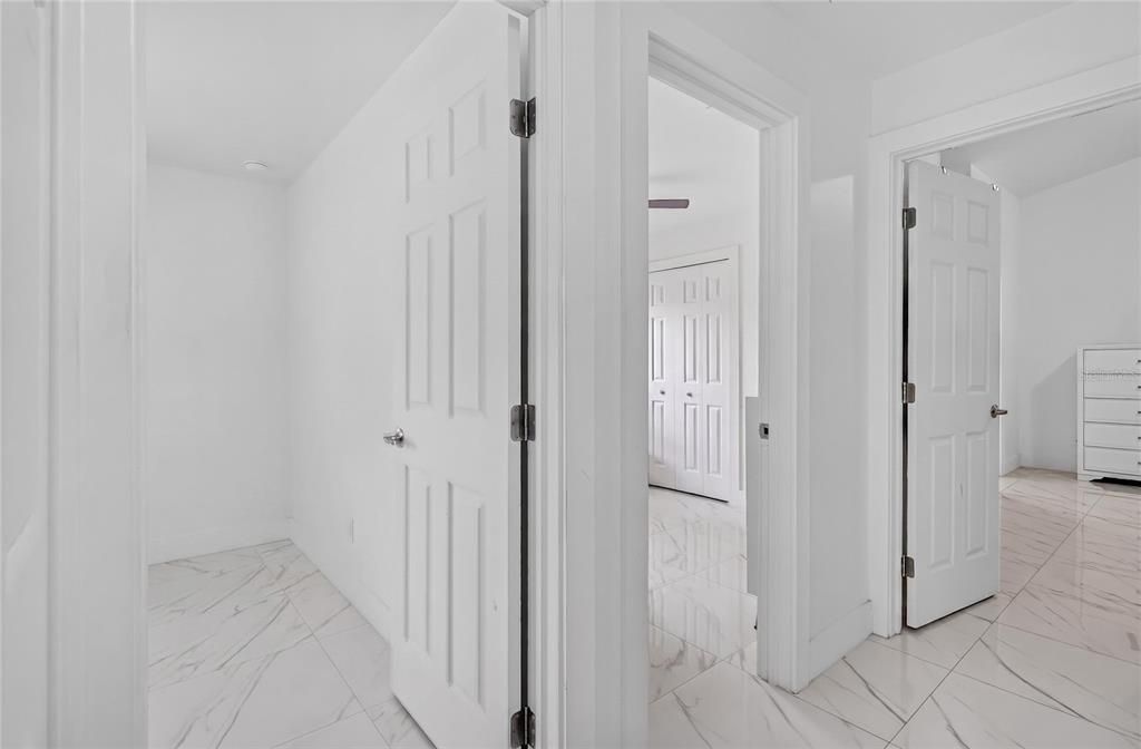 На продажу: $349,900 (3 спален, 2 ванн, 1318 Квадратных фут)