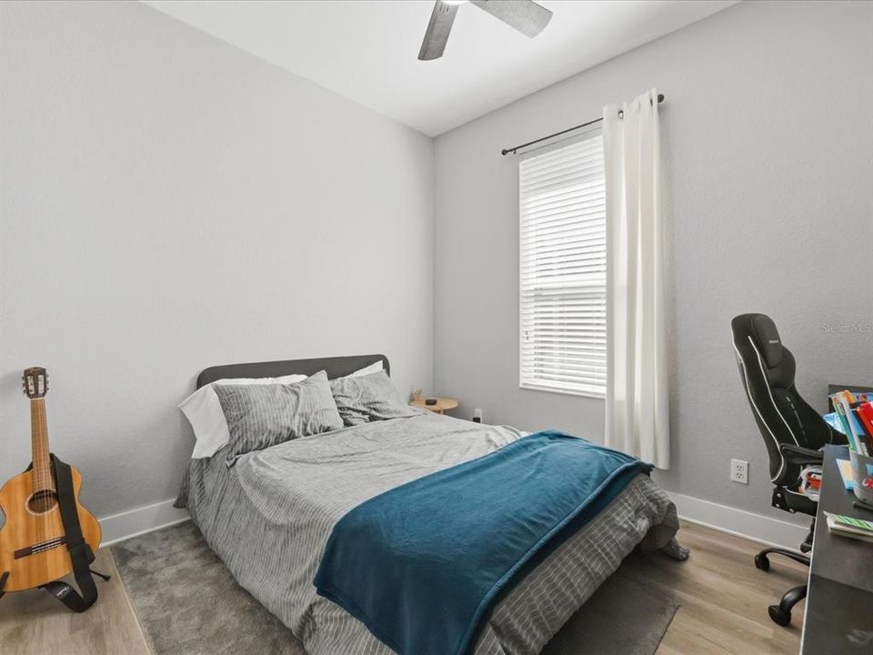 For Sale: $565,000 (3 beds, 2 baths, 1706 Square Feet)