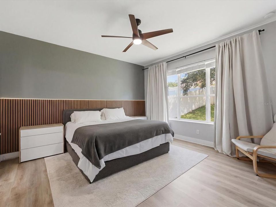 For Sale: $565,000 (3 beds, 2 baths, 1706 Square Feet)