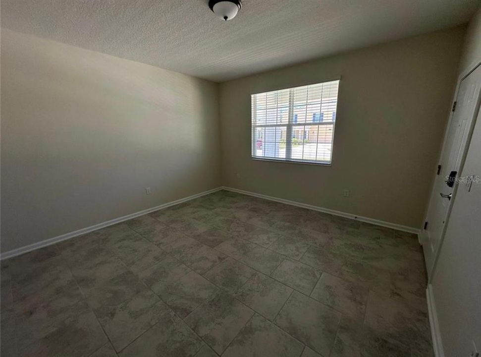 For Rent: $1,500 (1 beds, 1 baths, 700 Square Feet)