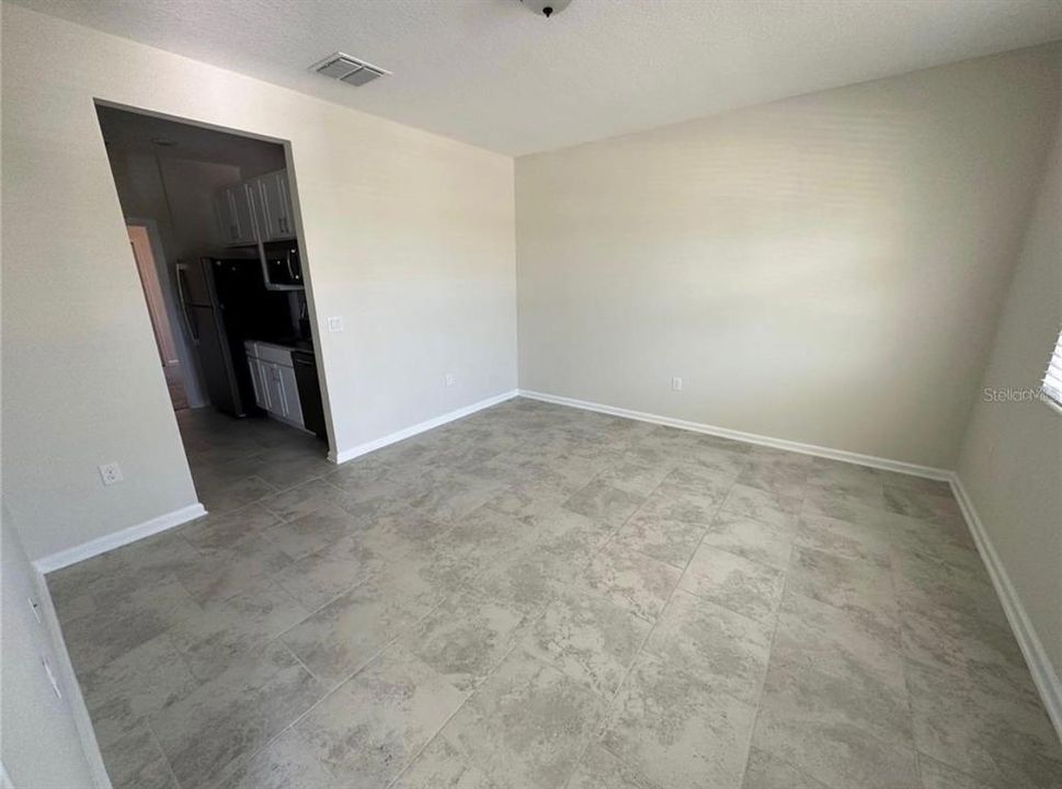 For Rent: $1,500 (1 beds, 1 baths, 700 Square Feet)