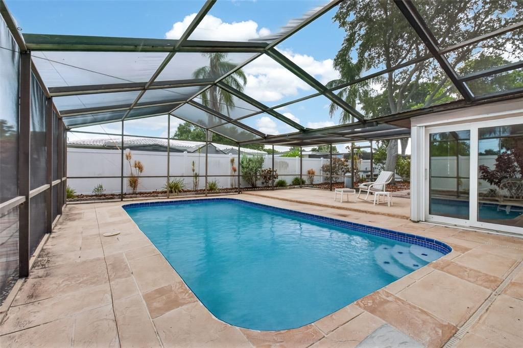 En Venta: $459,000 (3 camas, 2 baños, 1638 Pies cuadrados)
