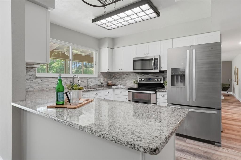 En Venta: $765,000 (4 camas, 3 baños, 2772 Pies cuadrados)