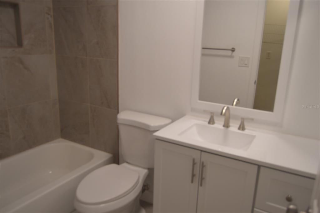 В аренду: $1,500 (2 спален, 1 ванн, 888 Квадратных фут)