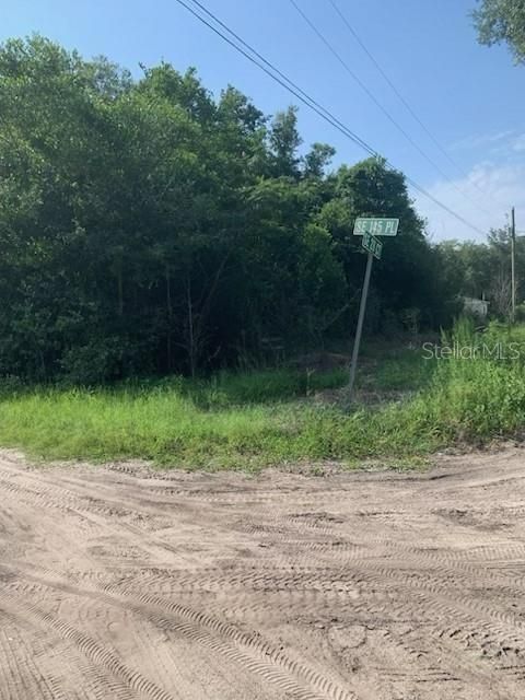 На продажу: $49,900 (0.43 acres)