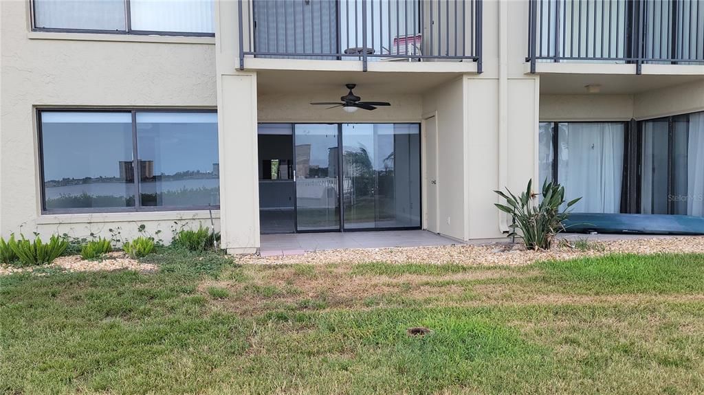 En Venta: $264,900 (2 camas, 2 baños, 915 Pies cuadrados)