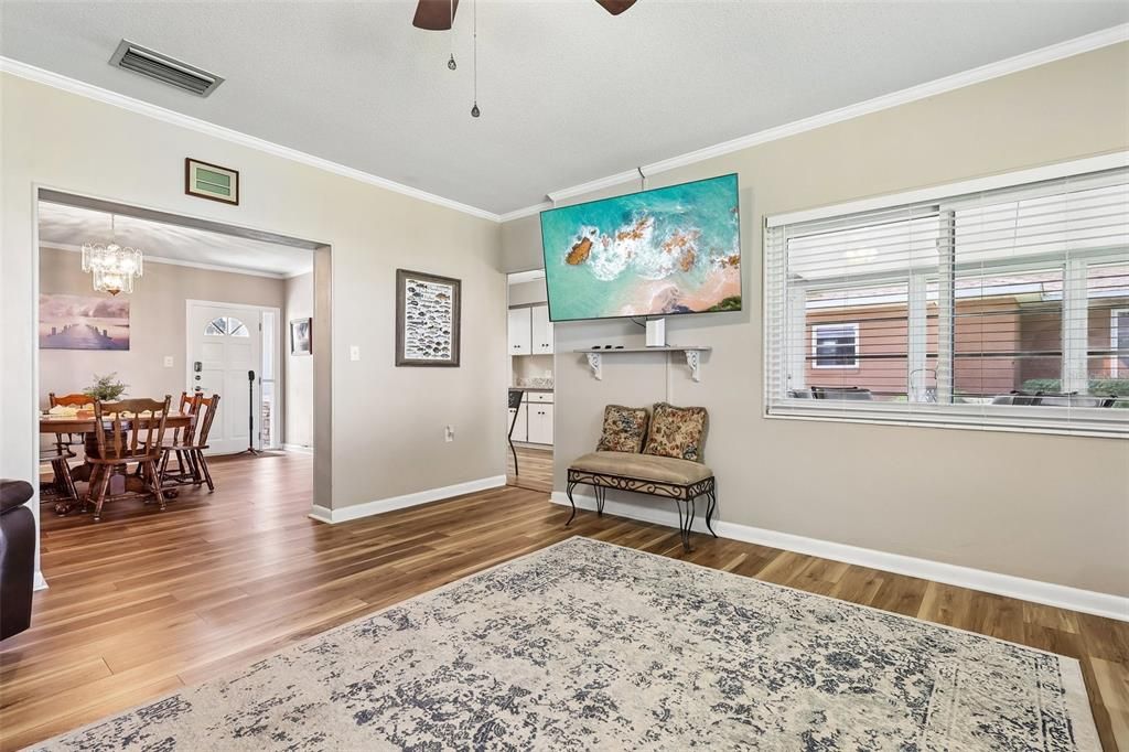 For Sale: $629,000 (3 beds, 2 baths, 1663 Square Feet)