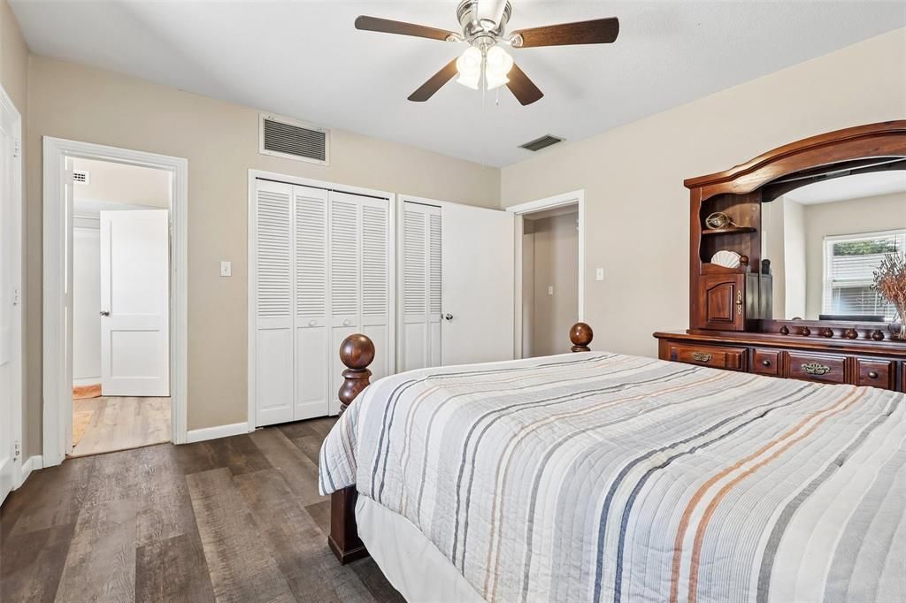 For Sale: $629,000 (3 beds, 2 baths, 1663 Square Feet)