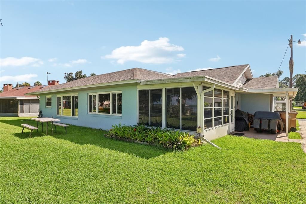 For Sale: $629,000 (3 beds, 2 baths, 1663 Square Feet)