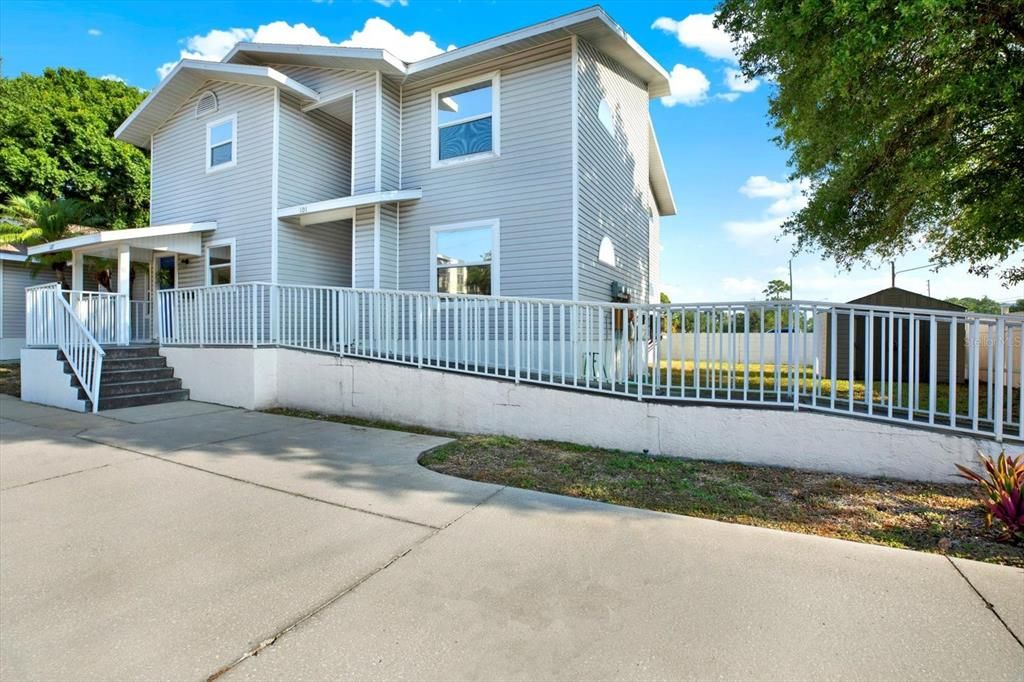 В аренду: $2,500 (2 спален, 2 ванн, 1122 Квадратных фут)