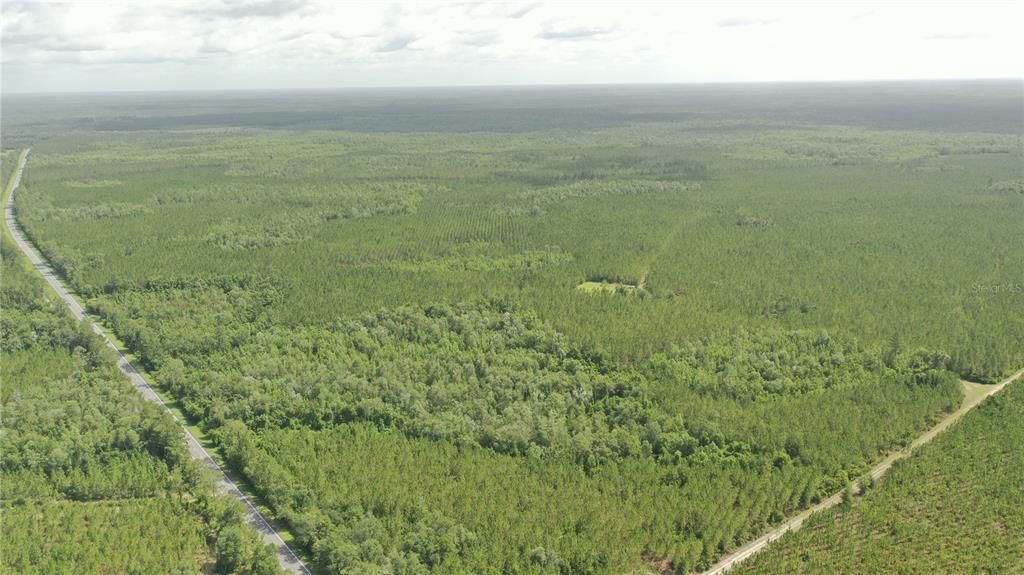 待售: $4,999,999 (1,640.25 acres)