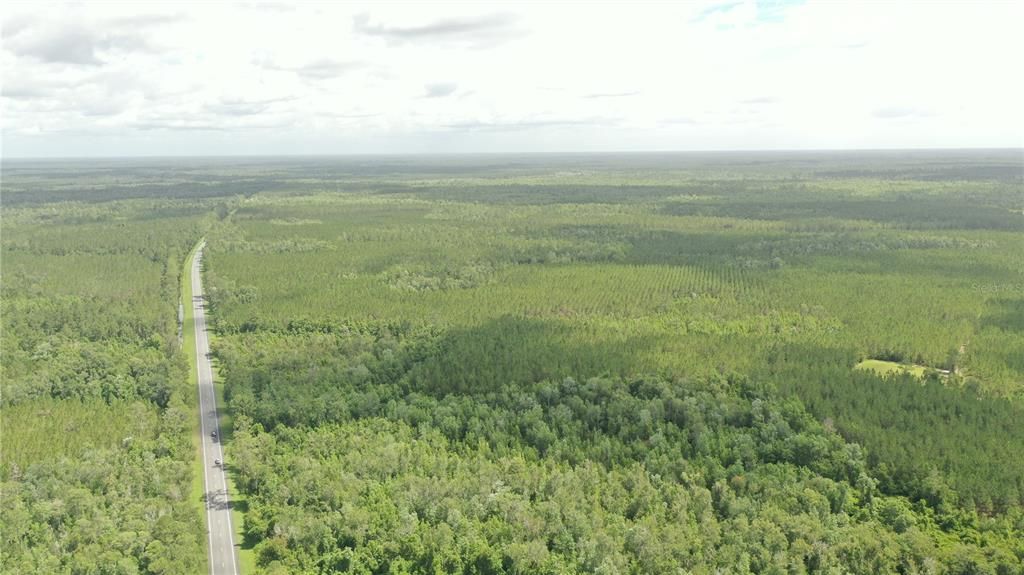 待售: $4,999,999 (1,640.25 acres)