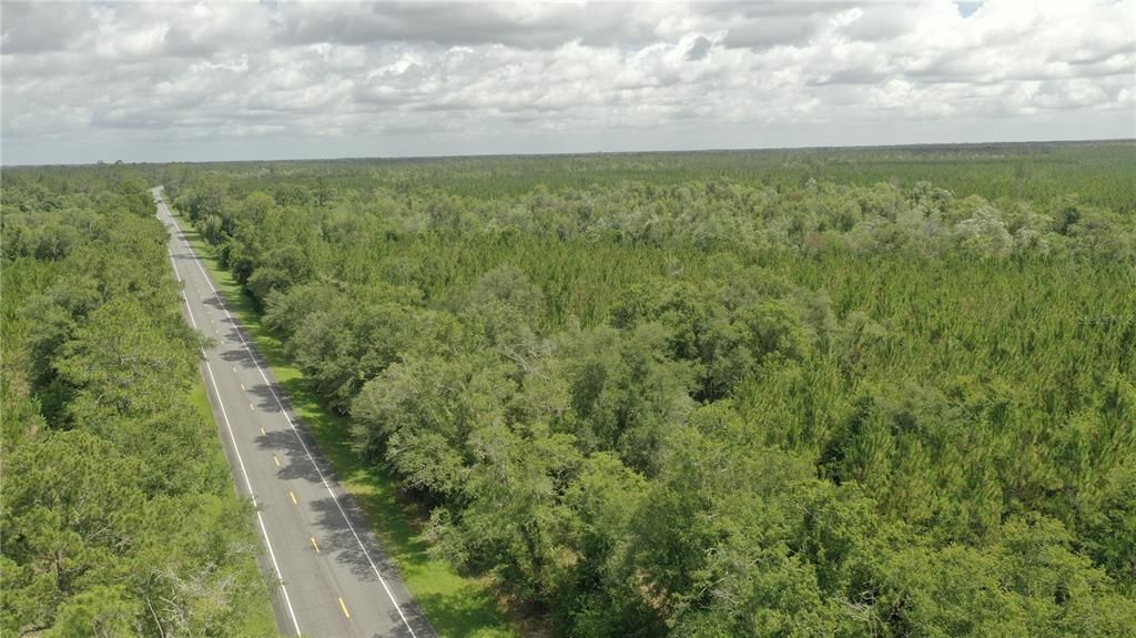 待售: $4,999,999 (1,640.25 acres)