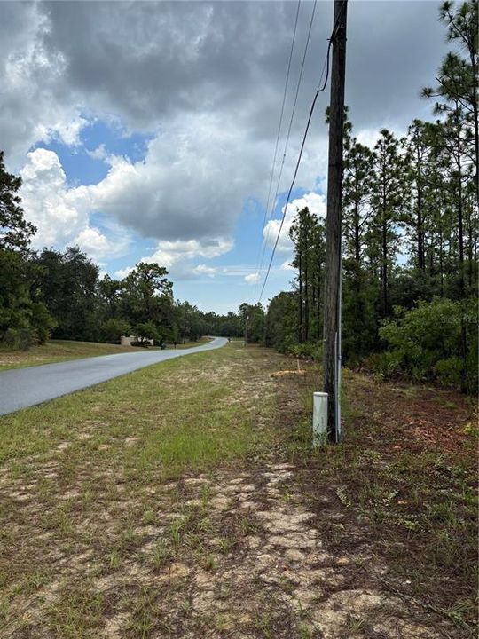 待售: $209,900 (5.70 acres)