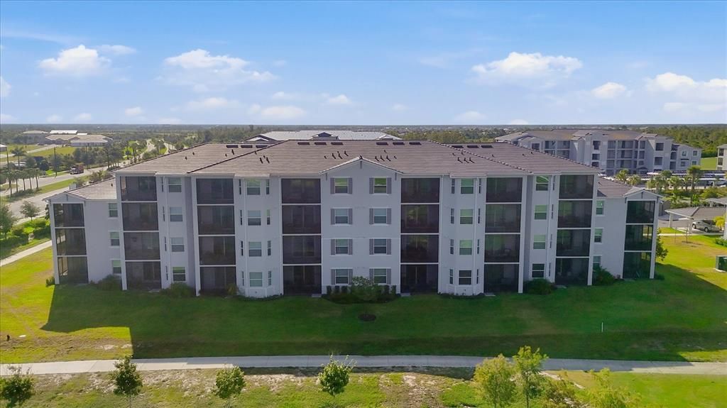 For Sale: $285,000 (2 beds, 2 baths, 1149 Square Feet)