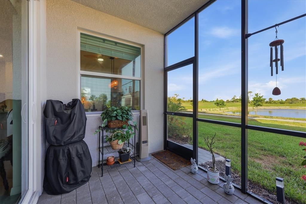 For Sale: $285,000 (2 beds, 2 baths, 1149 Square Feet)