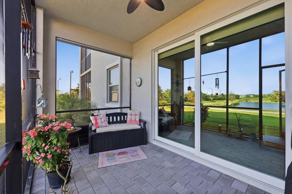 For Sale: $285,000 (2 beds, 2 baths, 1149 Square Feet)