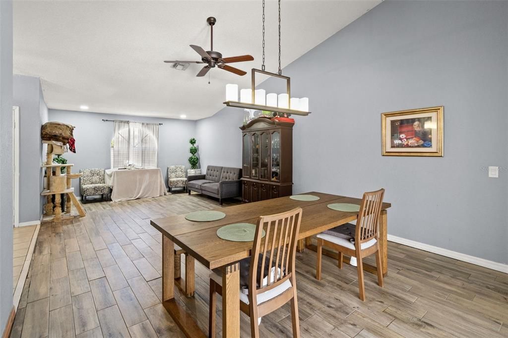 For Sale: $399,900 (4 beds, 2 baths, 2328 Square Feet)
