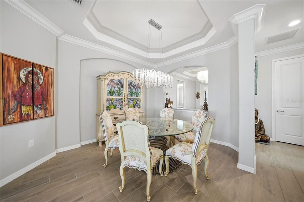 На продажу: $474,900 (4 спален, 2 ванн, 2248 Квадратных фут)