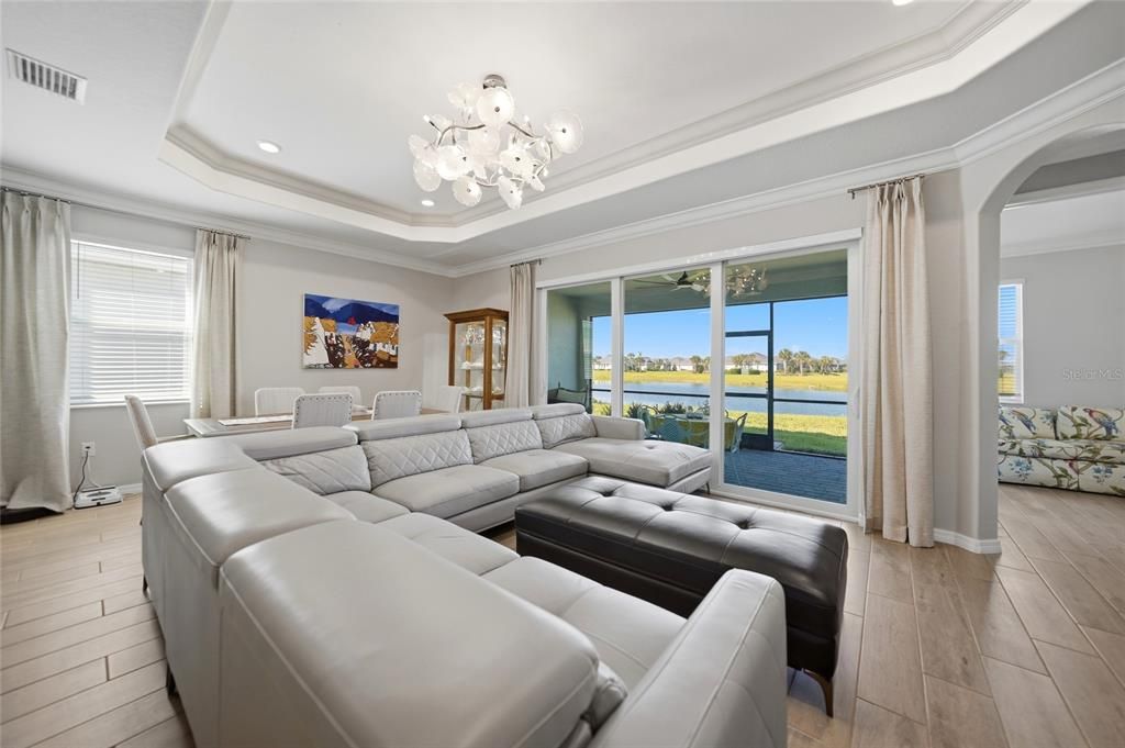 На продажу: $474,900 (4 спален, 2 ванн, 2248 Квадратных фут)
